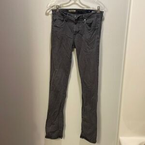 𝅺AG The Matchbox Slim Straight woman’s grey jeans